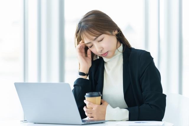 講師は事務所に直接頼むべきか、キャスティング会社に任せるべきか